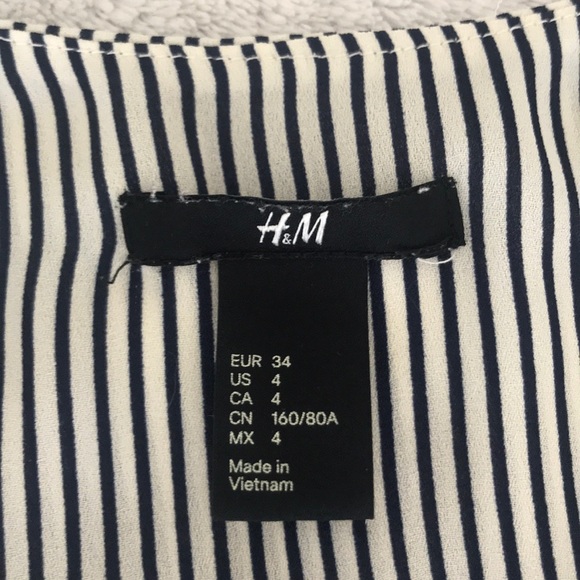 Striped button up blouse - Picture 3 of 4